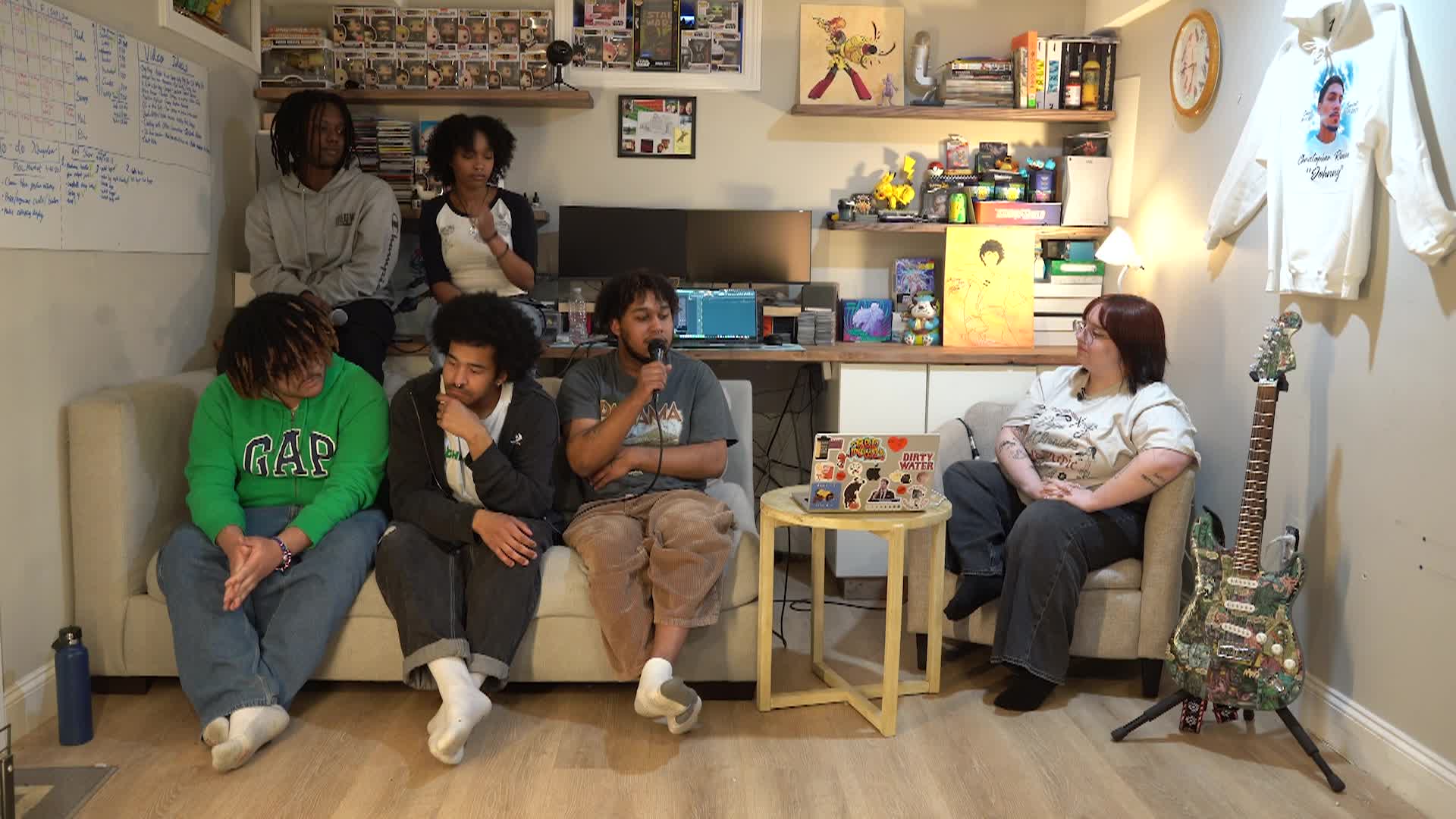 Offline Connection: Insider Edition with Maddie Maynard